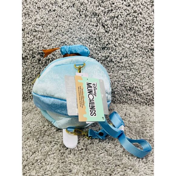 Disney Munchlings Wild Raspberry Lollipop Donald Duck NWT - Picture 5 of 10